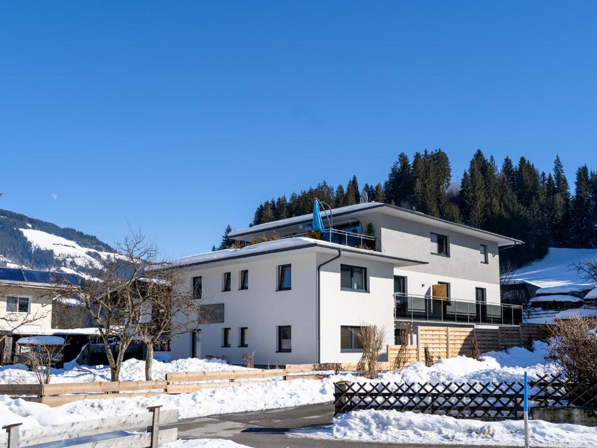 Resi Schorsch Lisi Sepp Top 1-4 Hopfgarten im Brixental Esterno foto
